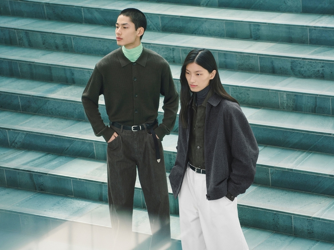 Clare Waight Keller Đưa Haute Couture Vào Thời Trang Hàng Ngày Cùng UNIQLO : C