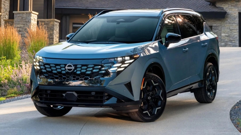 Toyota Land Cruiser và Nissan Rogue: Khi SUV cao cấp buộc phải thành hybrid