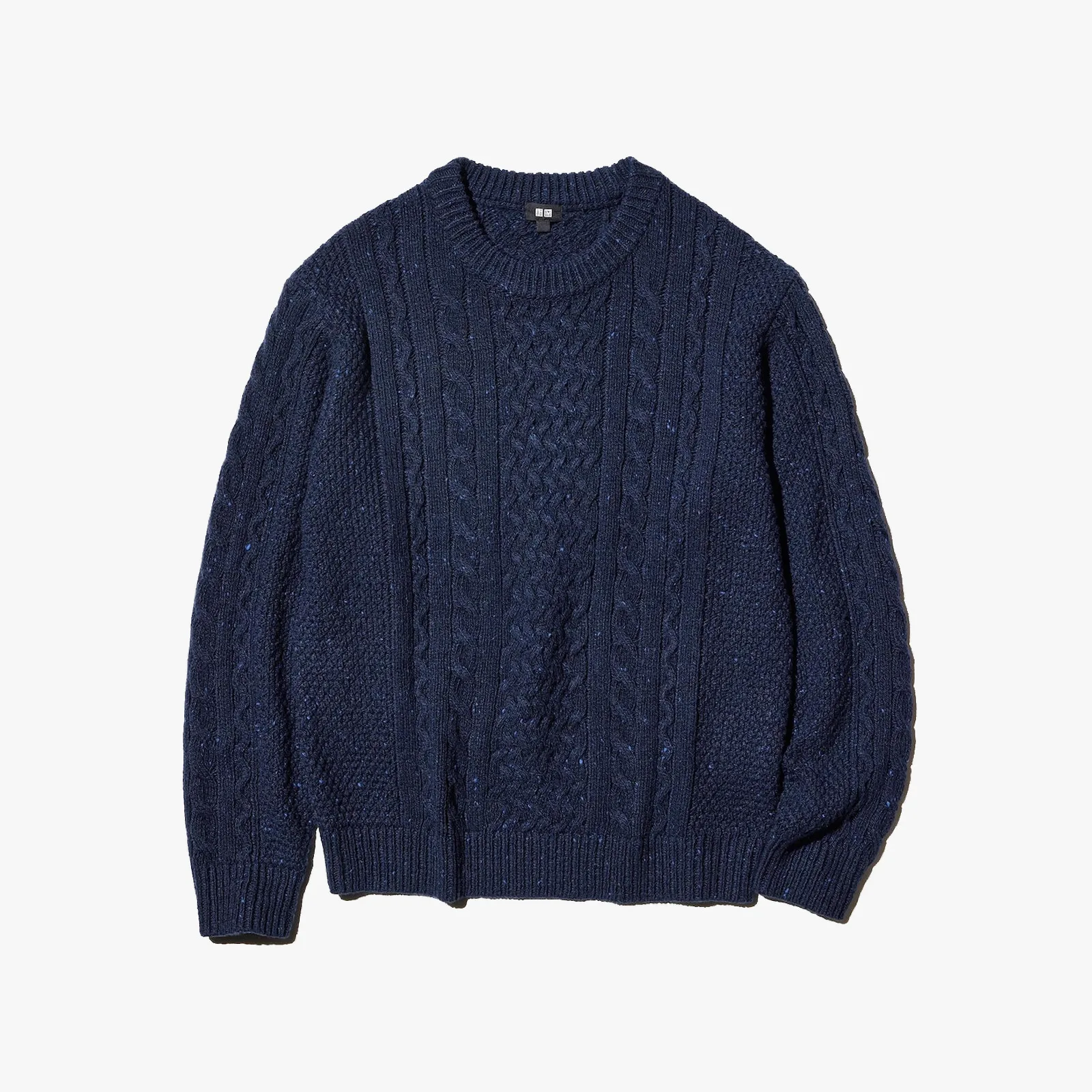 Áo len cashmere và fisherman: Sang xịn mà vẫn bình dân