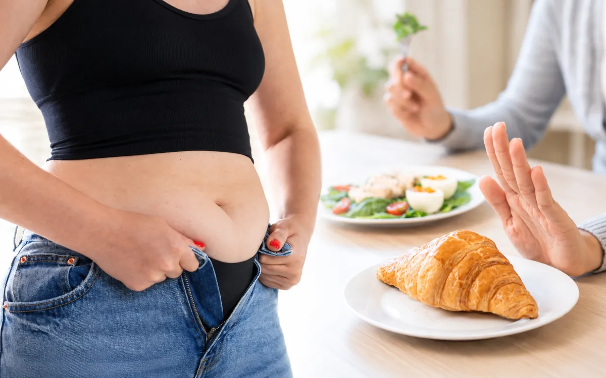Giảm 3kg trong 7 ngày: sự thật đằng sau những lời hứa giảm cân nhanh chóng