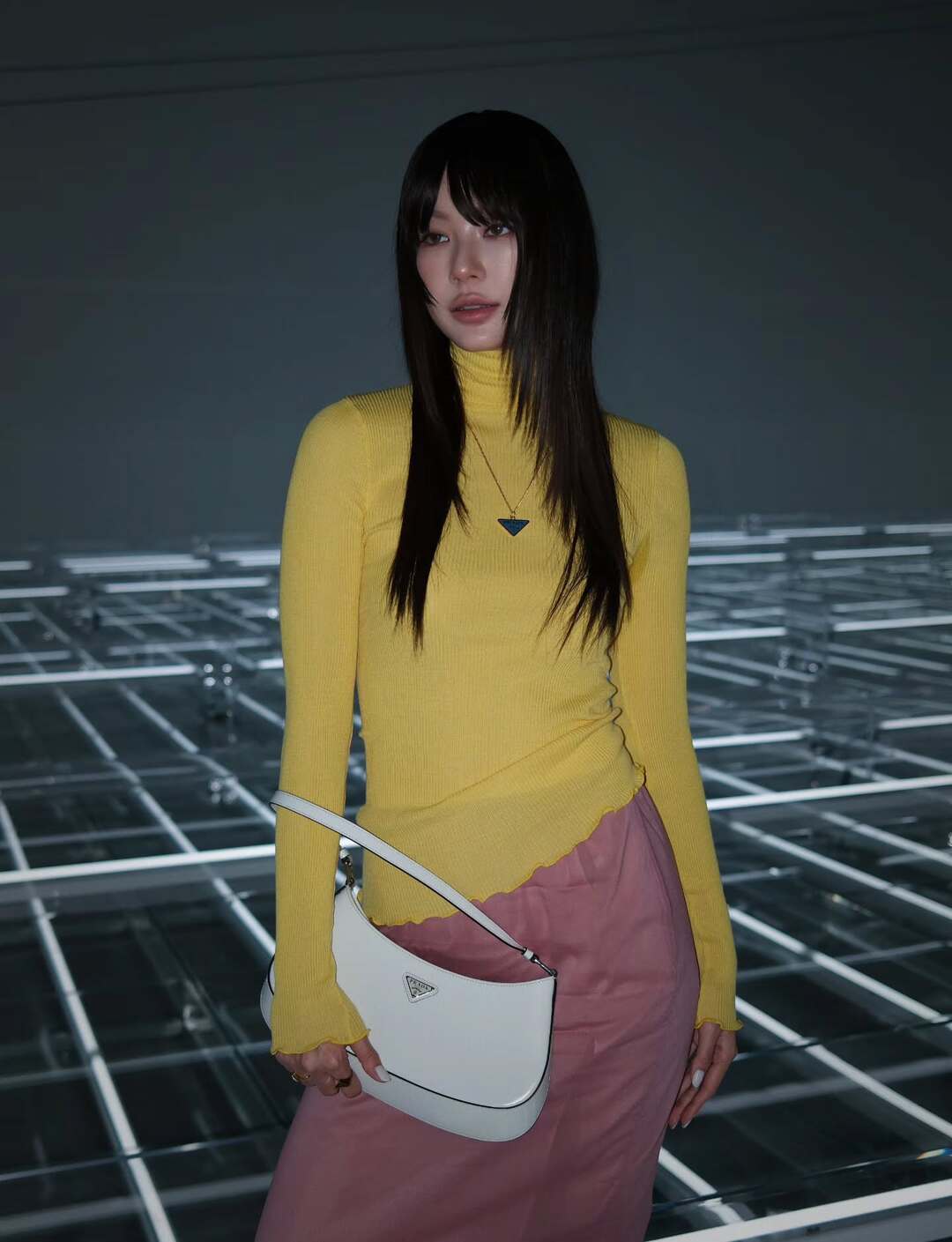 Dàn sao Á Đông chinh phục hàng ghế đầu Prada