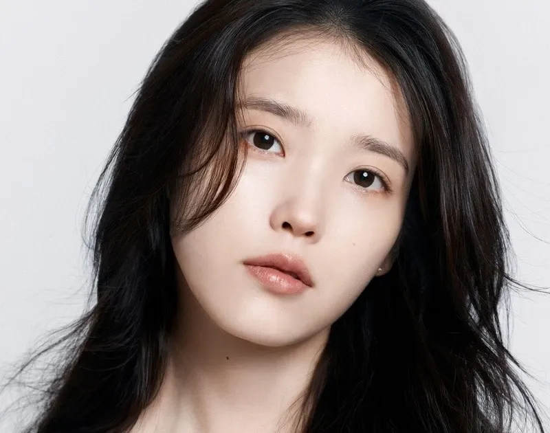 Khi mốc sự nghiệp K-pop hóa thành những hành động từ thiện