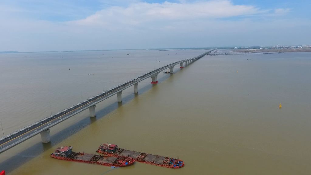 Cầu Tân Vũ - Lạch Huyện và bước nhảy công nghệ lắp ghép bê tông