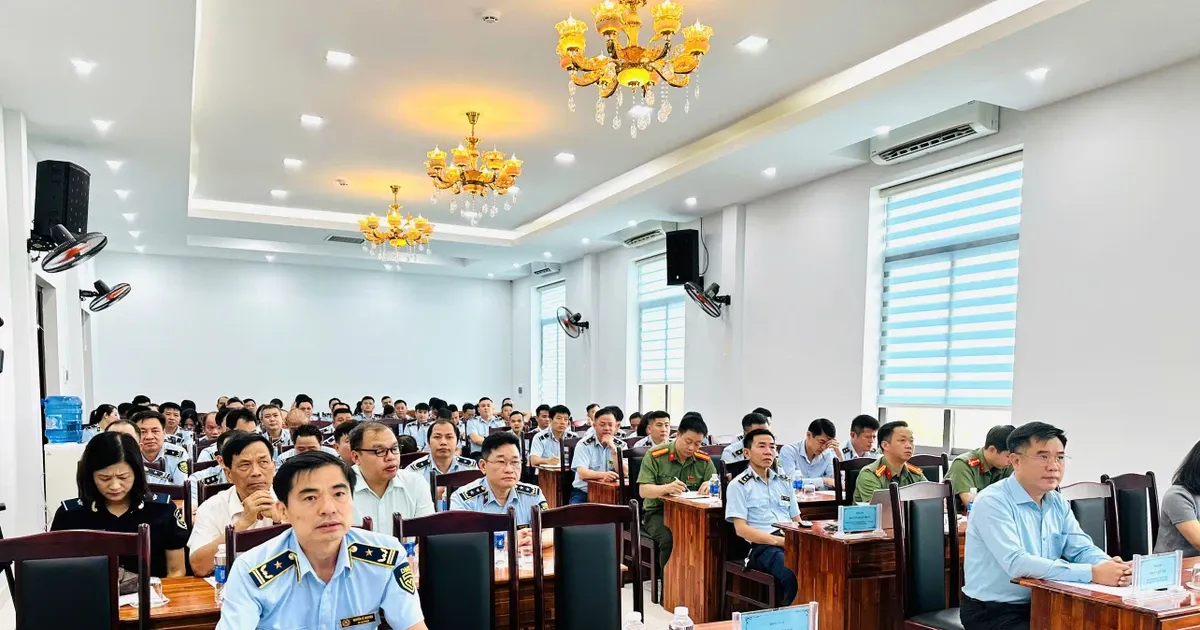 Hàng giả mỹ phẩm ngày càng tinh vi: Đừng tin vào vỏ hộp