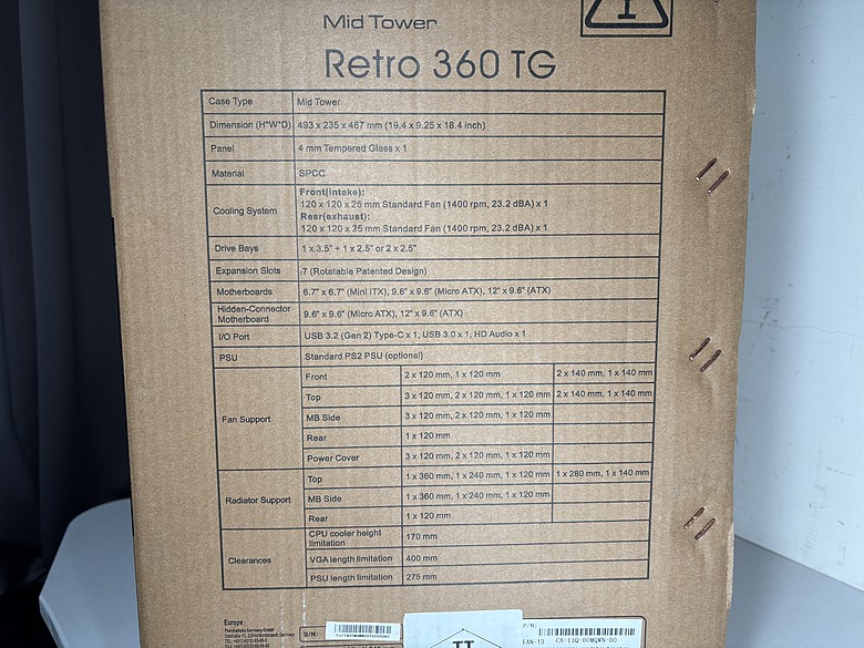 Ba vỏ case Thermaltake độc đáo cho builder khó tính