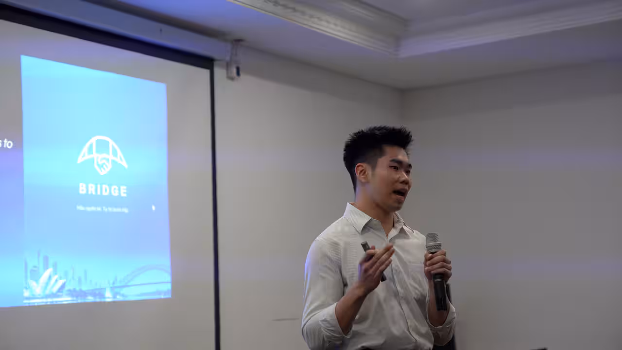 Sinh viên Việt tại Úc biến ý tưởng AI thành sản phẩm thực tiễn