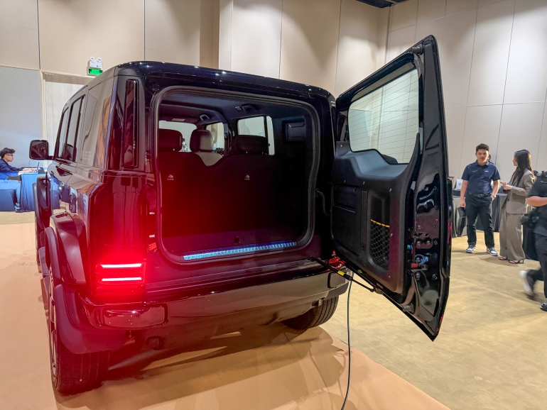 iCaur V23: SUV điện cá tính cho người trẻ mê địa hình