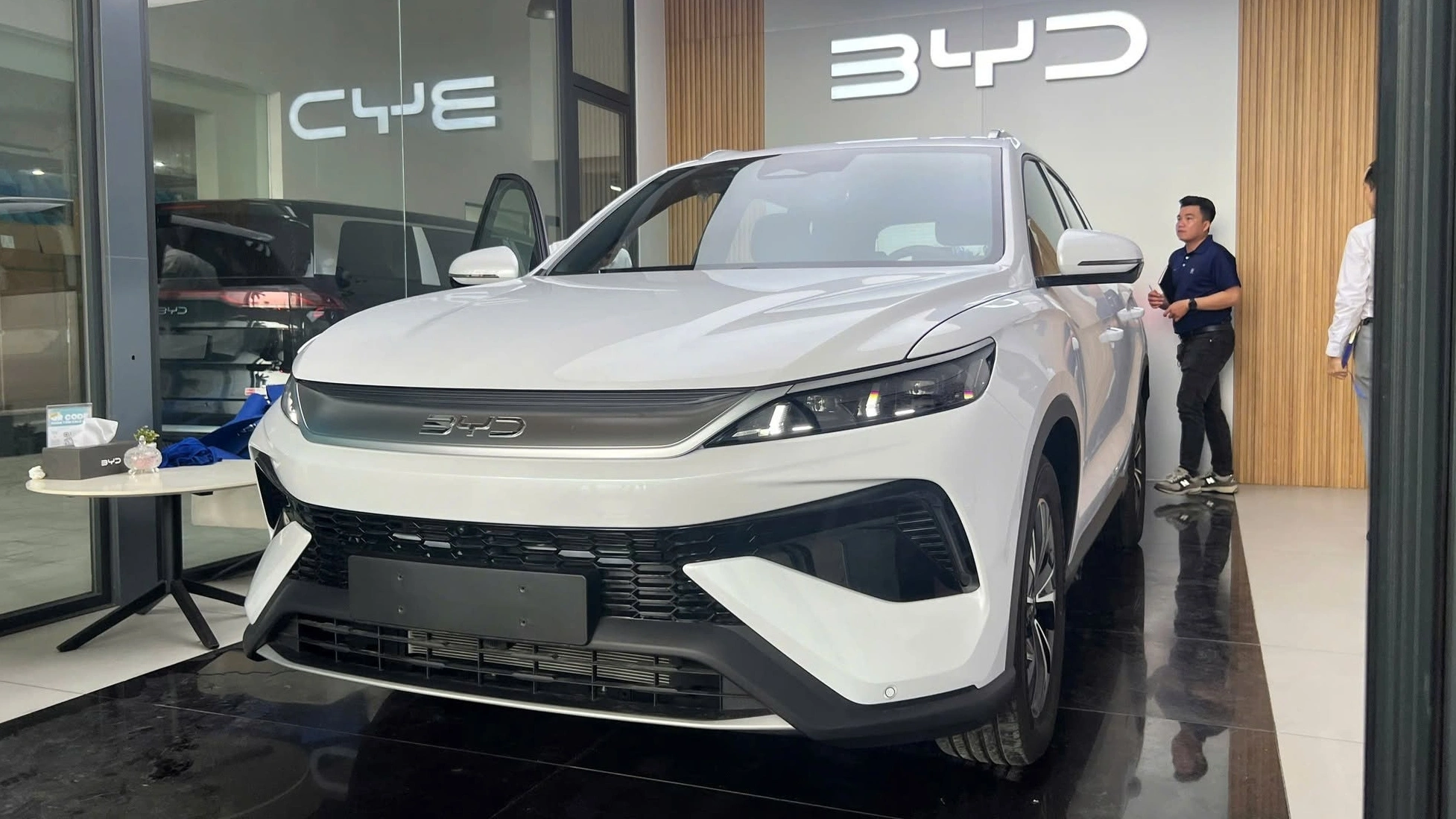 BYD Sealion 5 PHEV: C-SUV hybrid mới, áp lực lớn lên CX-5