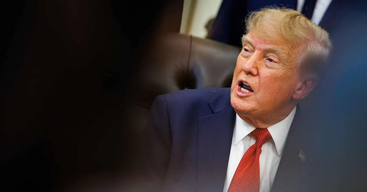 Luật trừng phạt Nga mới của Trump: thuế quan dầu khí 100% và cuộc chơi quyền lực