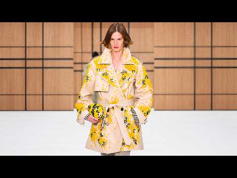 McQueen và Burberry tái định nghĩa di sản thời trang tại London