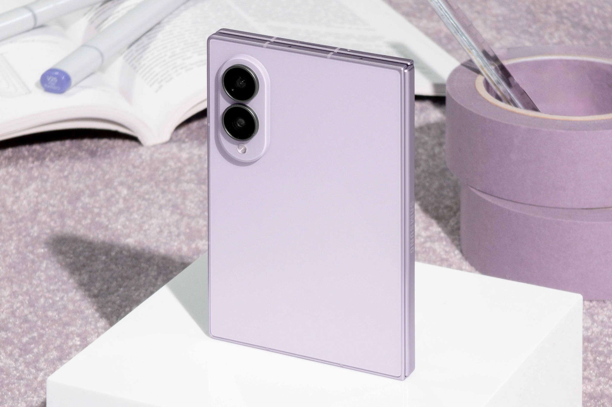 Tối ưu màn hình ngoài Galaxy Z Fold 8 để hạn chế mở gập