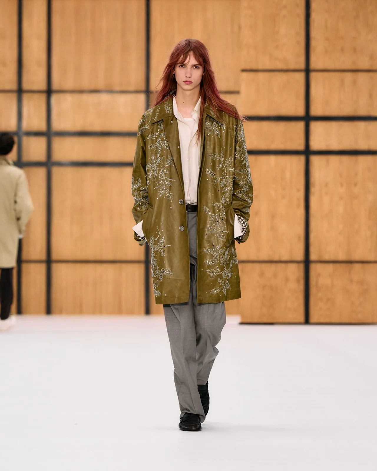 Burberry và Daniel Lee: Tái định nghĩa trench coat cho thế hệ trẻ