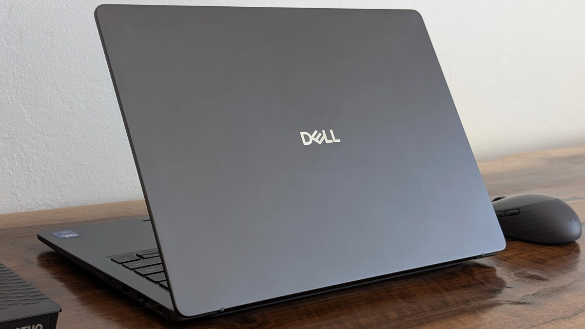 Laptop tầm trung bền cho công sở và sinh viên: chọn ASUS Vivobook Go 14 hay Dell Pro 5 14?