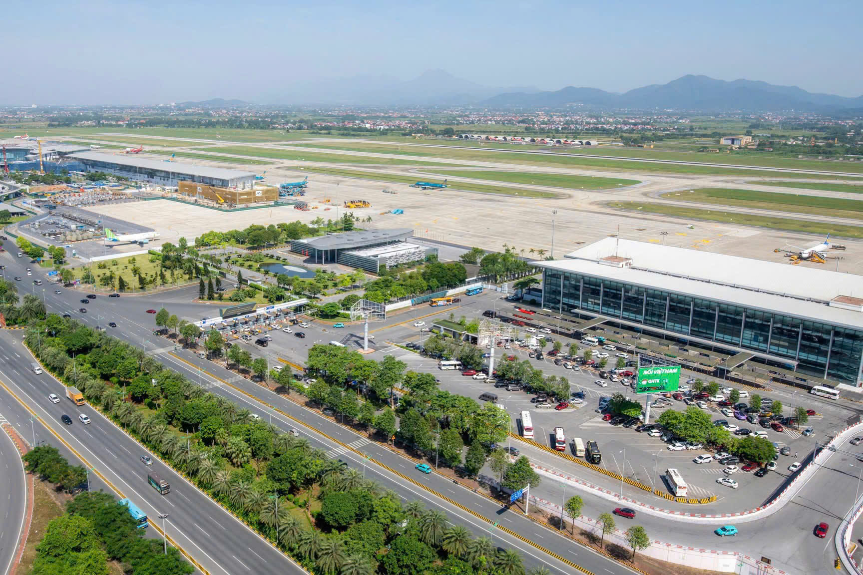 Tân Sơn Nhất và Nội Bài: bước tiến trên bản đồ Megahubs