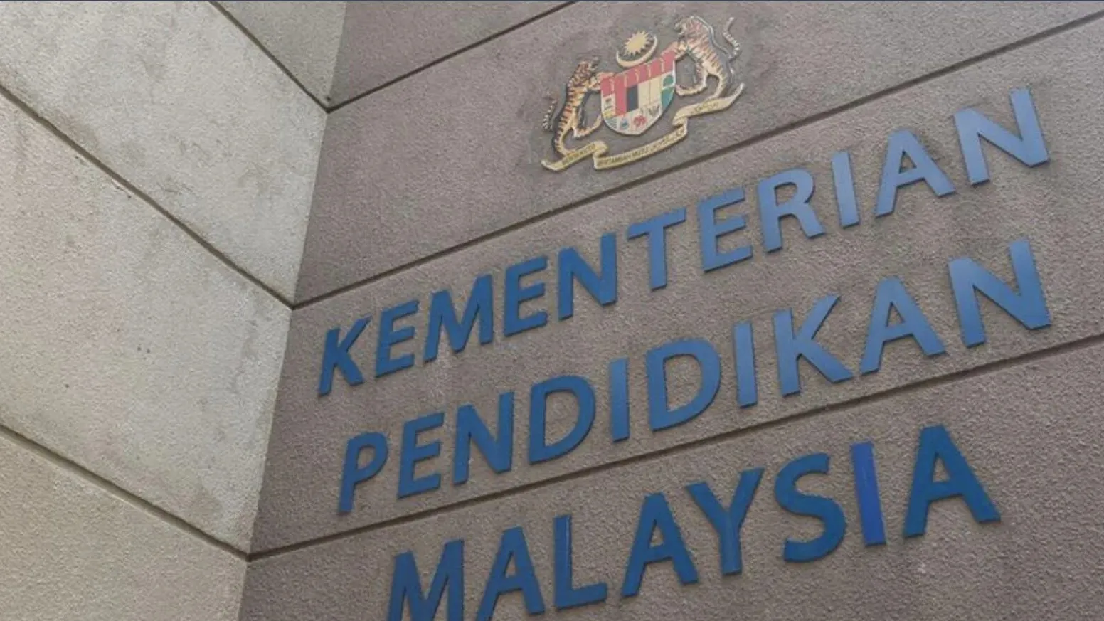Ekuiti Bumiputera 30% Dimansuhkan: Masa Depan Institusi Pendidikan Swasta
