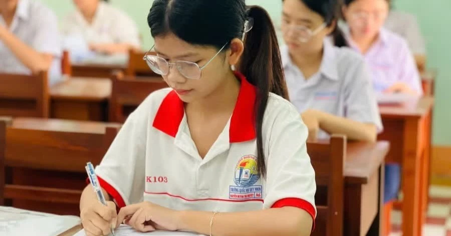 Thi tốt nghiệp THPT trên máy tính bị lùi: Chuẩn bị gì trước khi bấm nút triển khai?