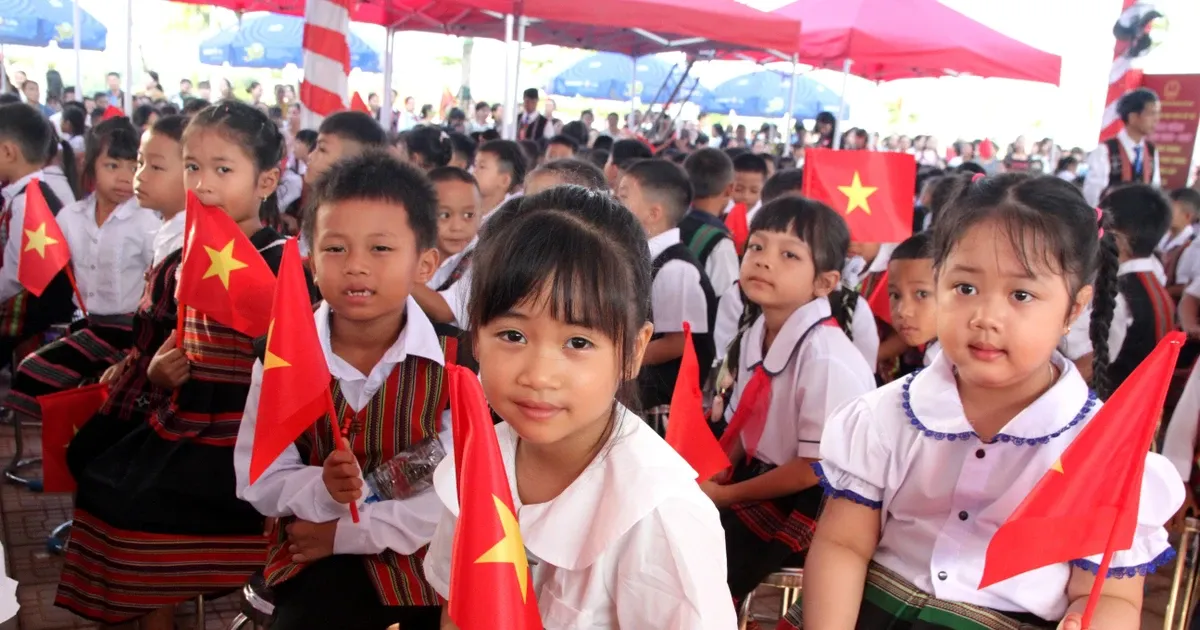 Thí điểm dạy tiếng Lào tại trường biên giới: cơ hội và khoảng trống chuẩn bị