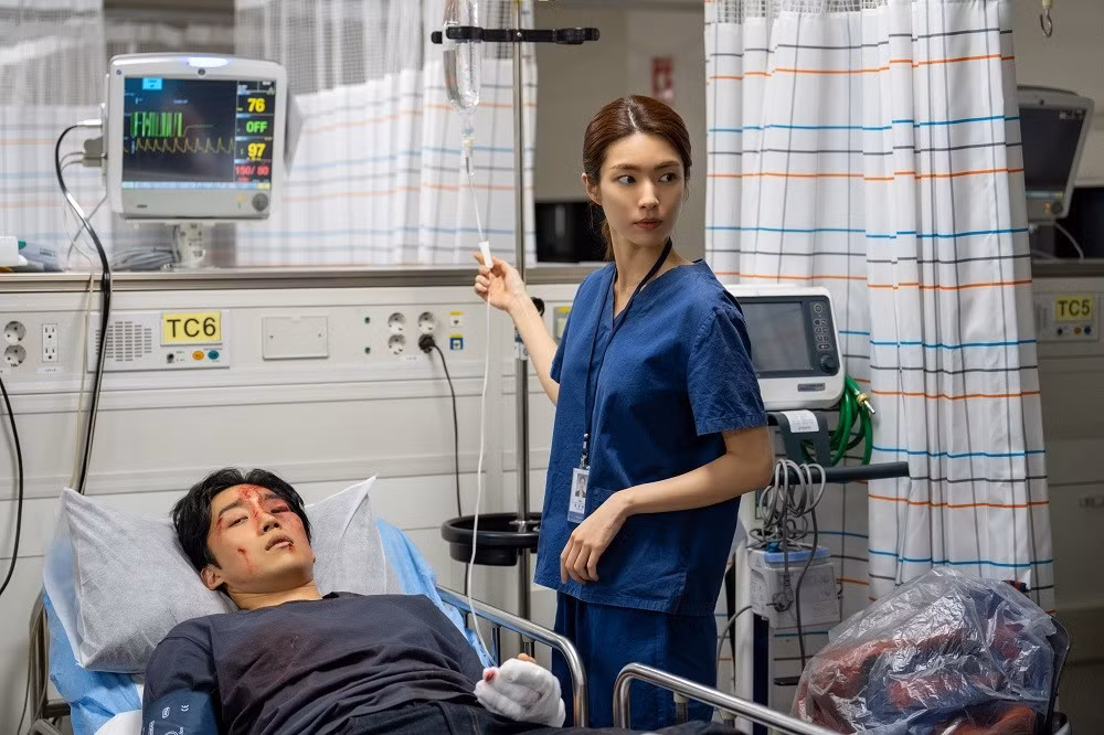Bê bối gia thế, cú sốc casting và tương lai Trung Tâm Chấn Thương mùa 2