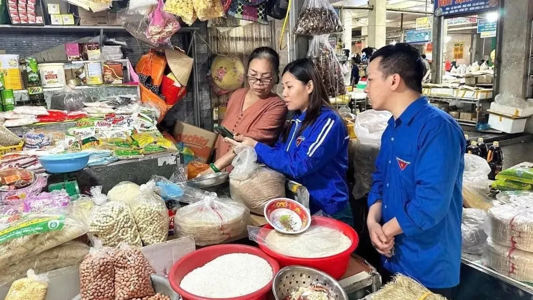 Đà Nẵng biến hàng nghìn hộ kinh doanh thành doanh nghiệp số nhờ AI và BIZ.VN