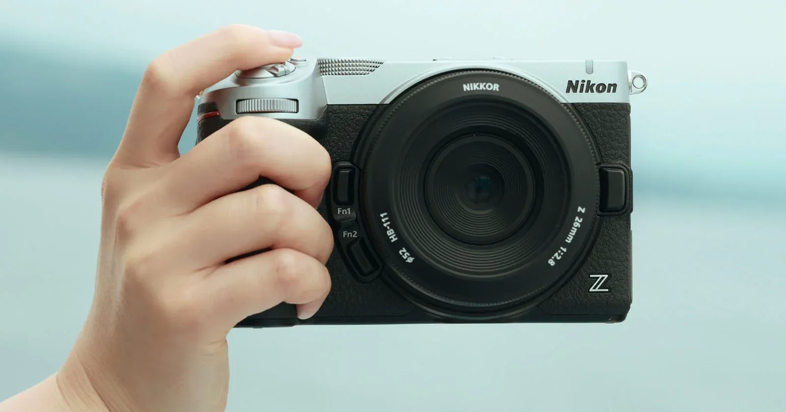 Nikon Z5IIC: Máy Ảnh Full-Frame Creator Giá Rẻ Bằng Cách Bớt Tính Năng