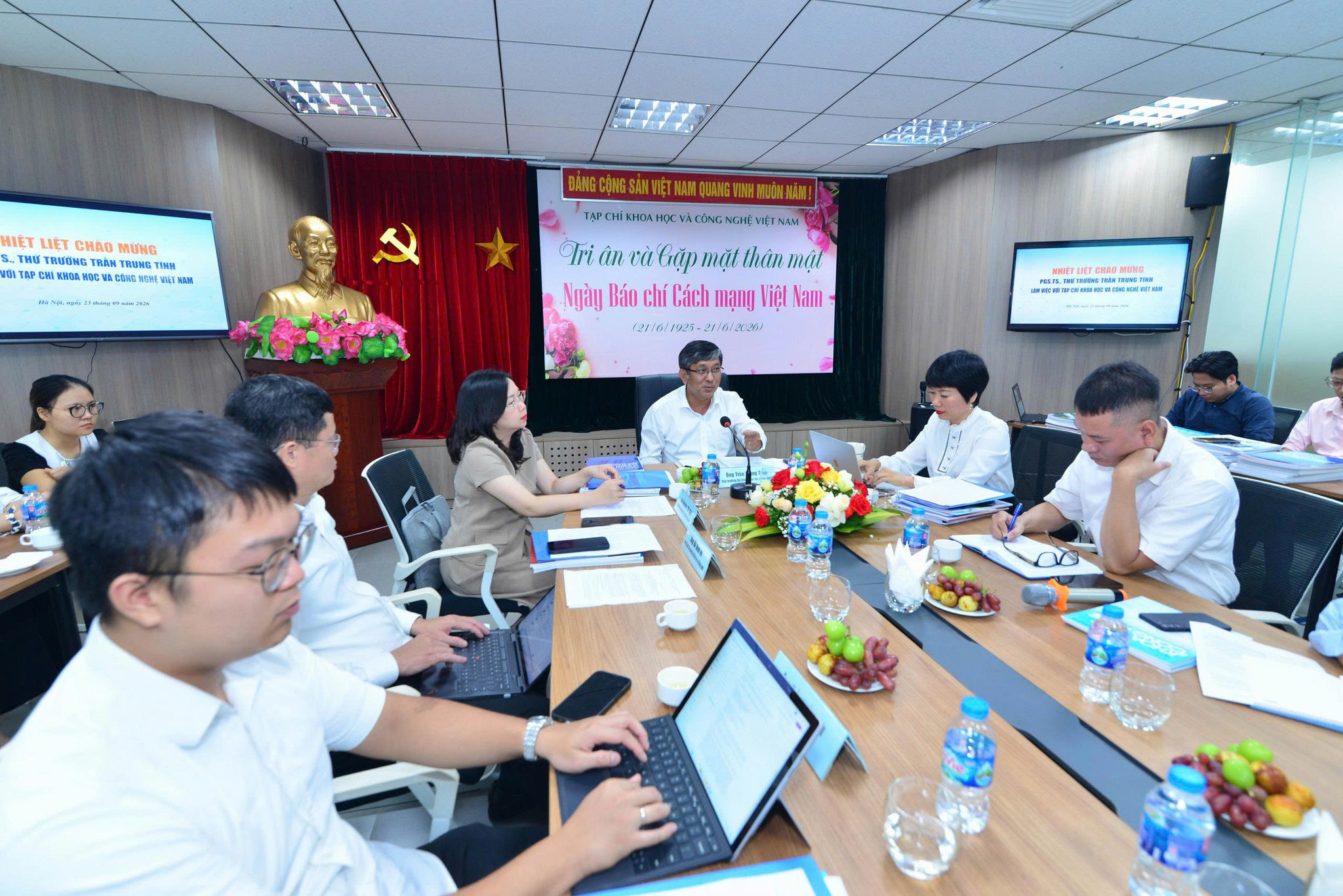 Tạp chí khoa học Việt Nam hướng tới chuẩn mực Scopus và Web of Science
