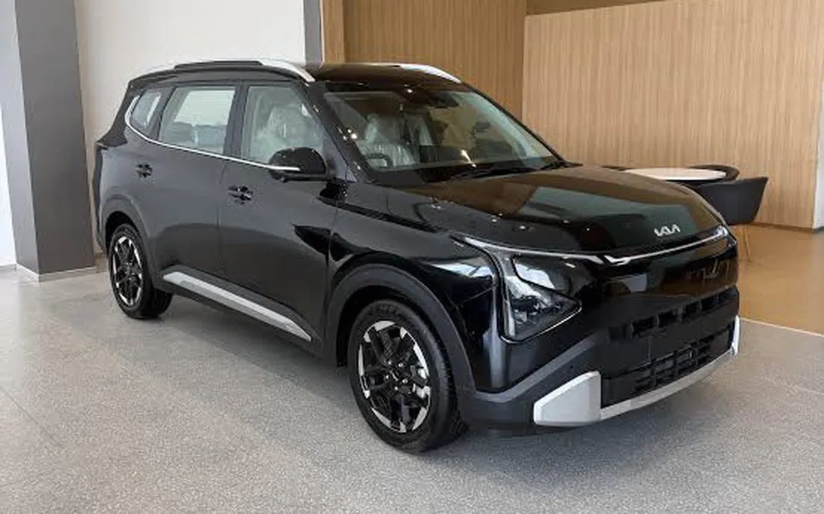 Kia Carens facelift chính thức ló dạng: đổi thiết kế để giữ vị thế MPV 7 chỗ?