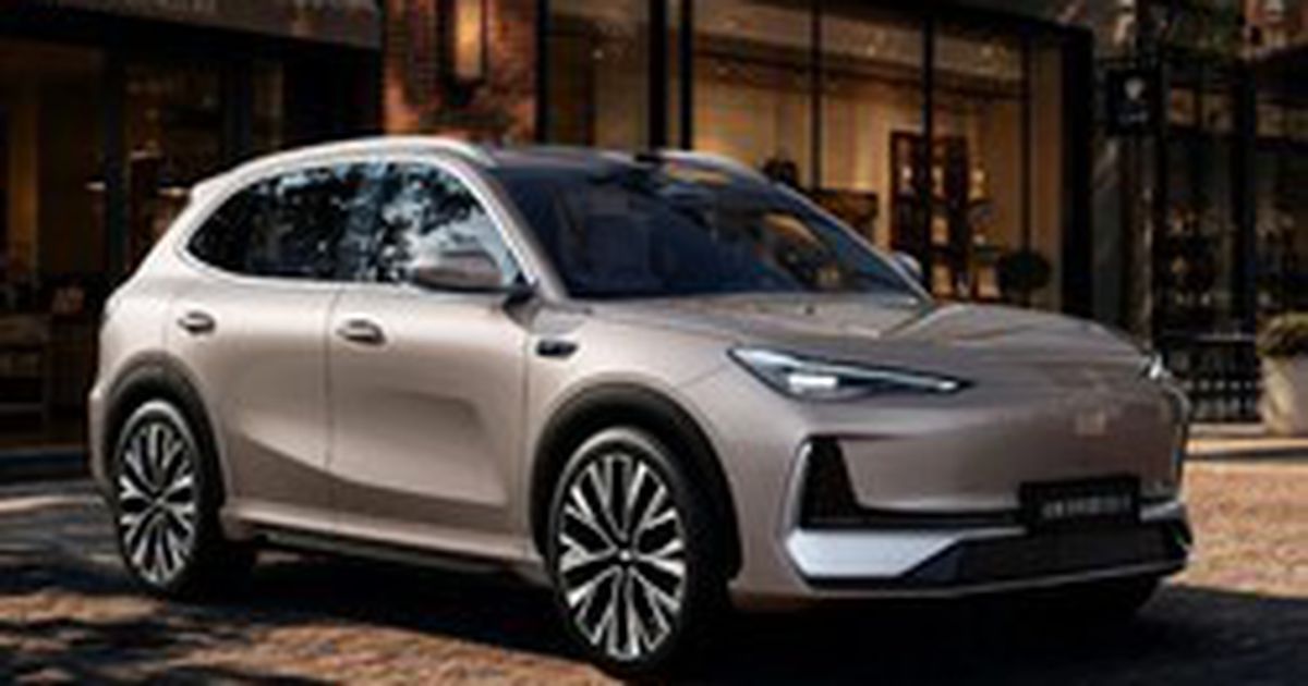 Geely Galaxy E5 và cuộc đua sạc nhanh 800V