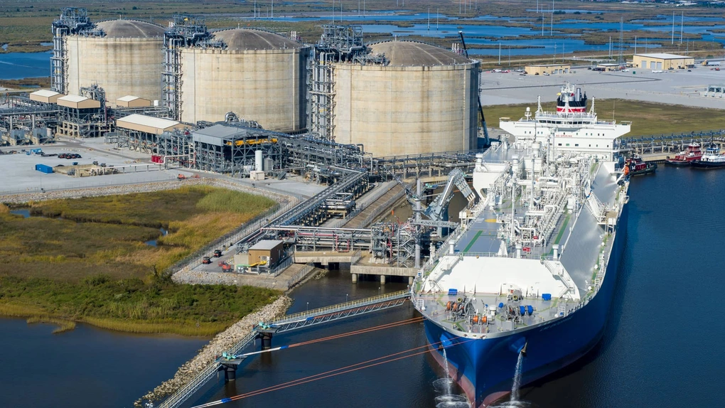 Dự án LNG Long Sơn và hợp tác Việt–Pháp trong bài toán an ninh năng lượng Đông Nam Bộ