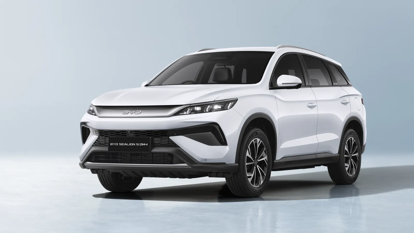 BYD Sealion 5 ra mắt: hybrid C-SUV và cuộc chơi ưu đãi 100 triệu