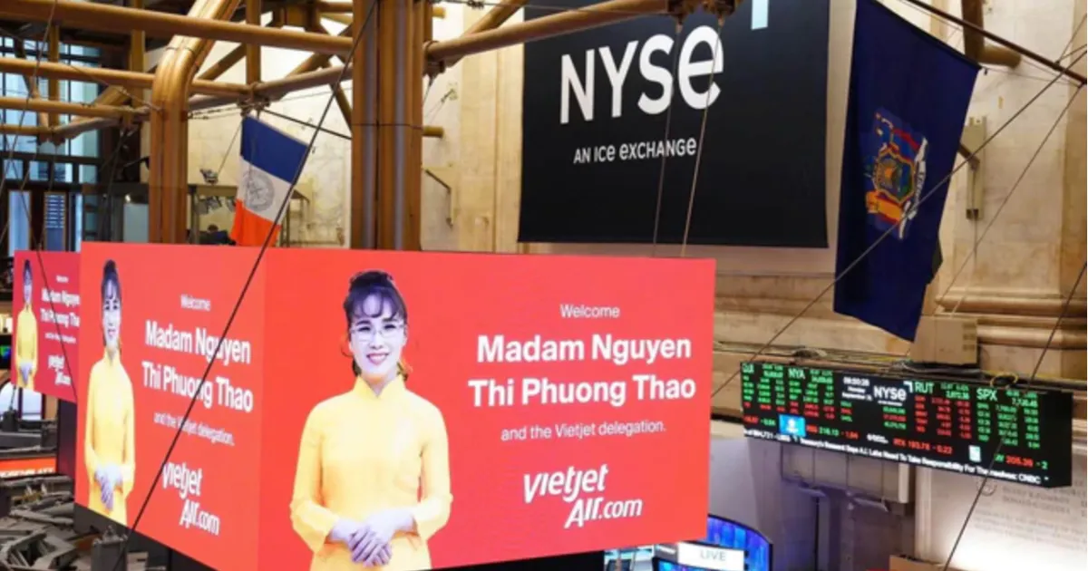 Nữ tỷ phú tự thân Việt Nam rung chuông NYSE trong ngày thị trường nâng hạng