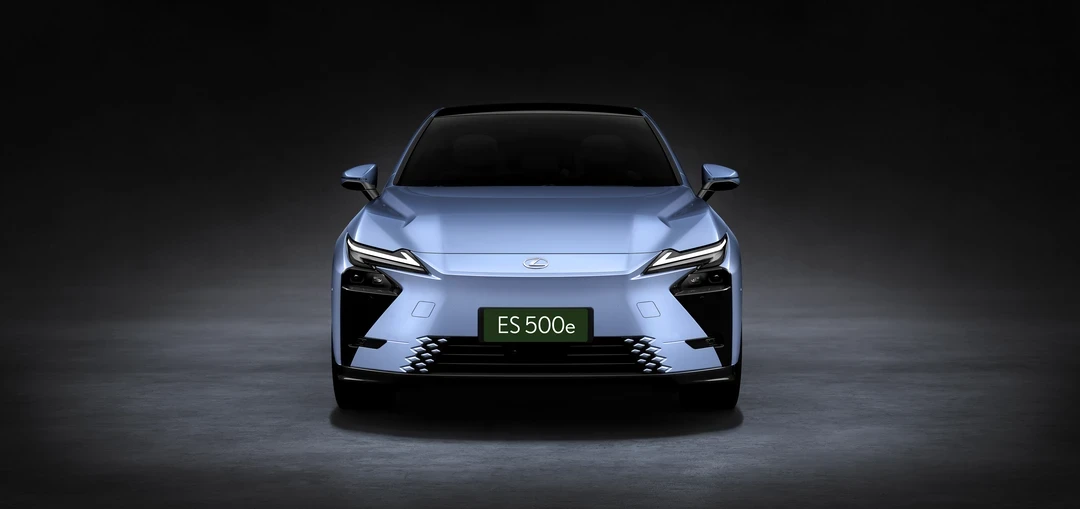 Lexus ES 500e: sedan điện hạng sang thách thức phân khúc luxury EV