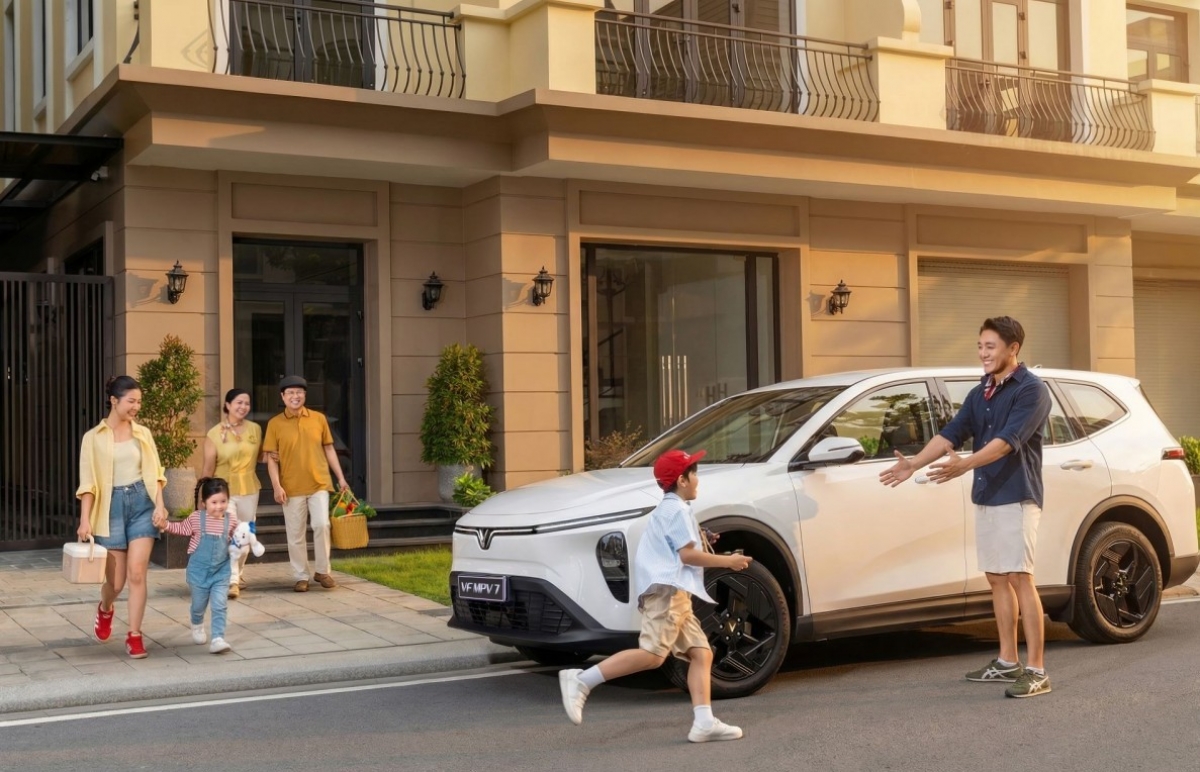VinFast VF MPV 7 có đáng mua cho chuyến về quê đông người?