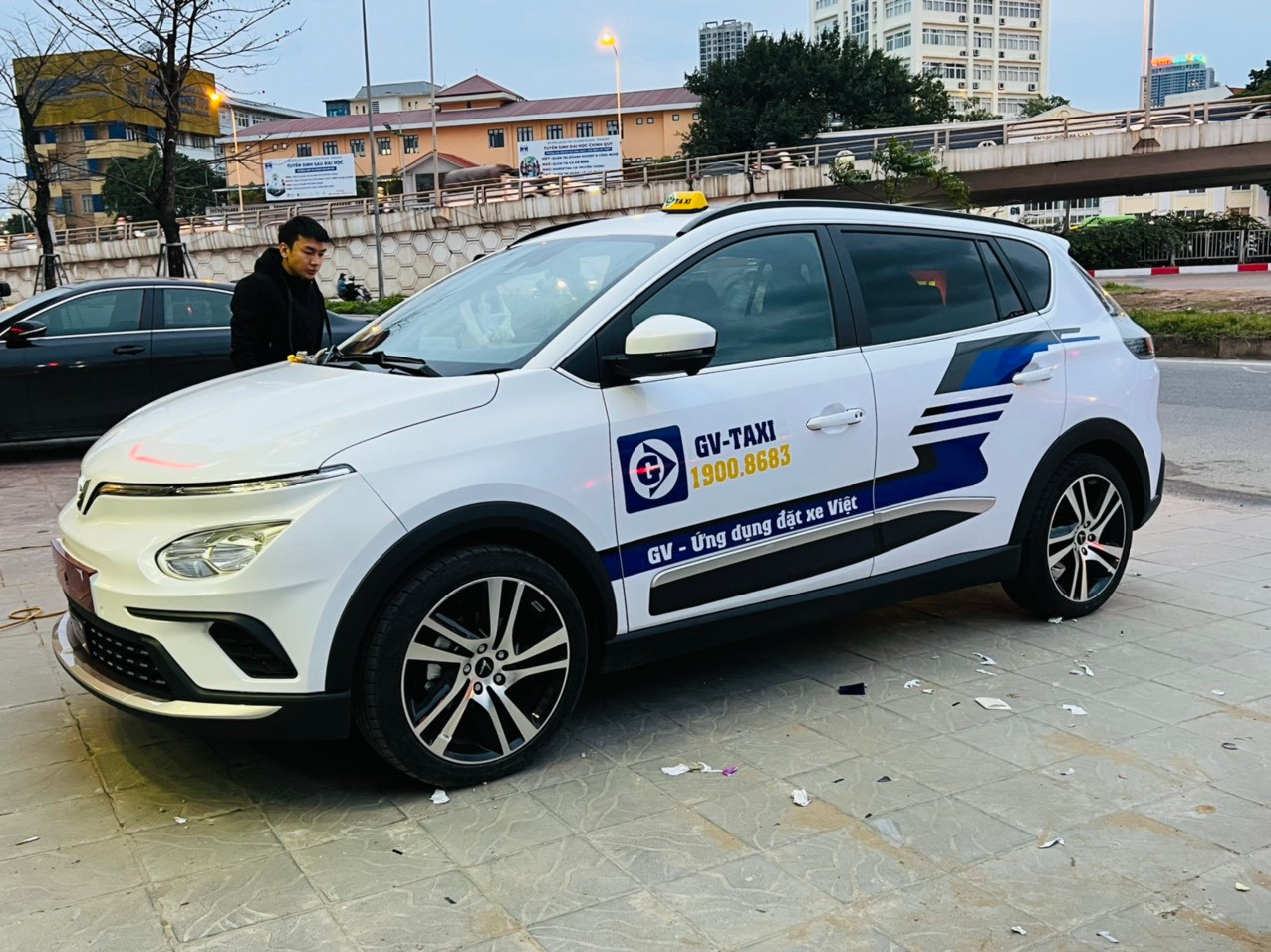 Mô hình chia sẻ 100% doanh thu: Đòn bẩy mới của taxi điện Việt Nam