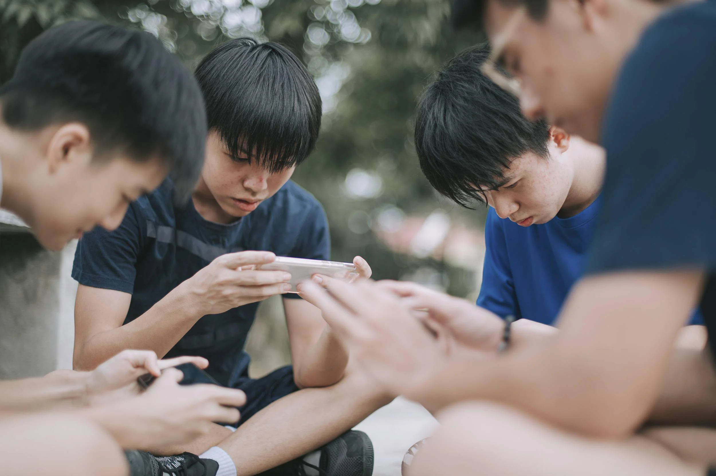 Nhà phát hành game di động bị kiểm soát chặt: Cái giá của tự do số