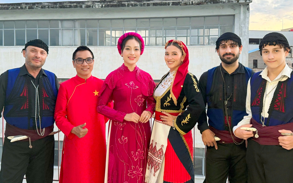 Từ Sao Mai đến UNESCO: Hành trình gìn giữ âm nhạc dân gian của Huyền Trang