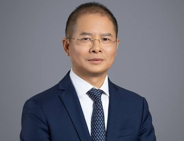 Trung Quốc đạp ga chip AI khi Thung lũng Silicon bàn hãm phanh