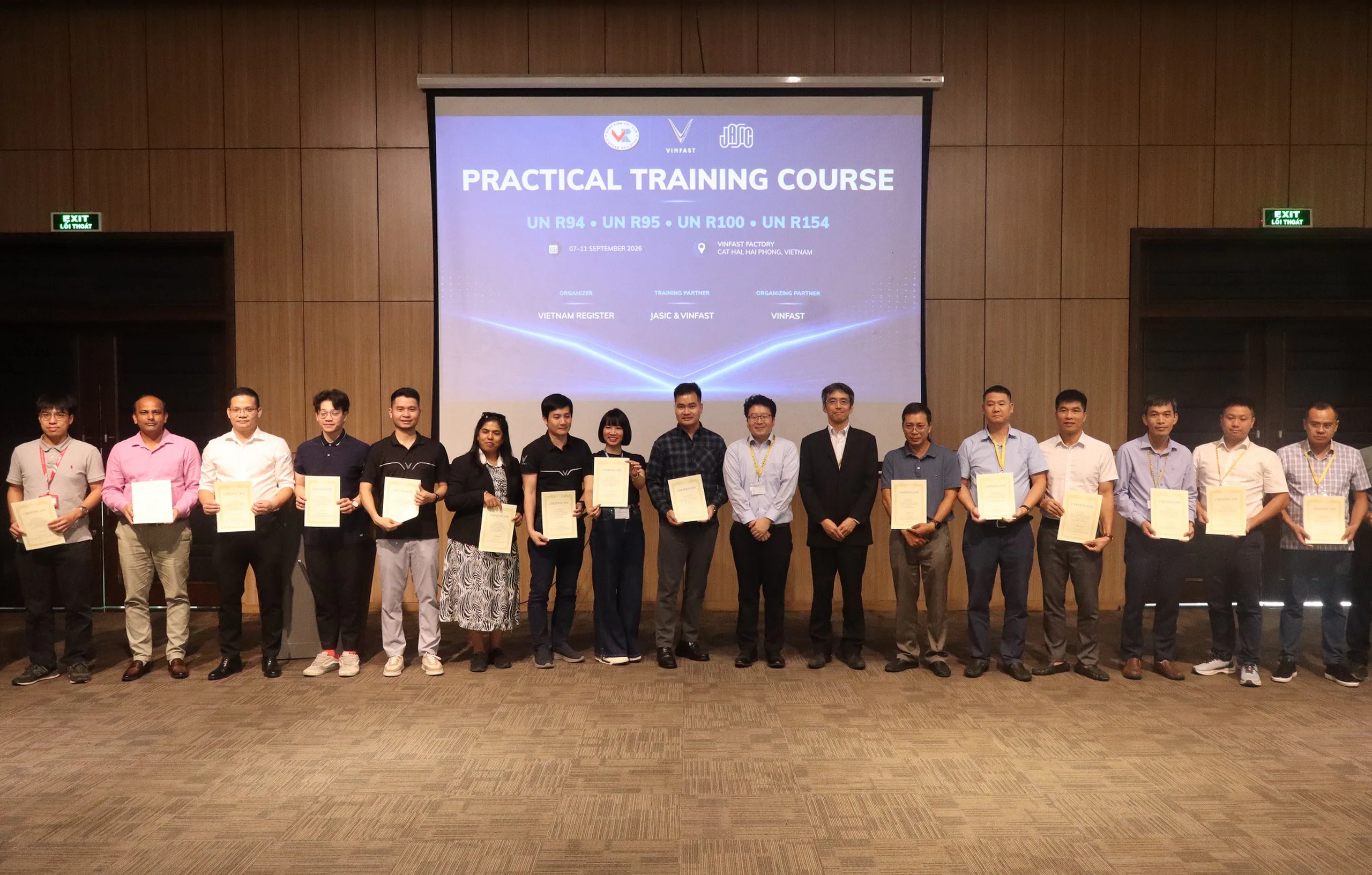 VinFast xây trung tâm thử nghiệm va chạm chuẩn UN cho xe điện