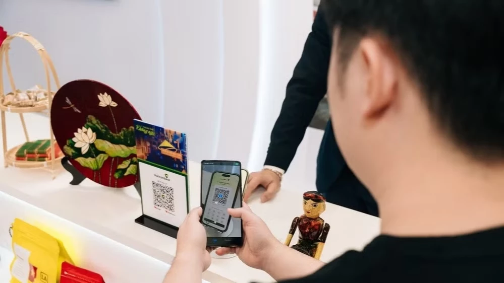 QR xuyên biên giới biến du lịch Việt Nam thành hành trình không tiền mặt