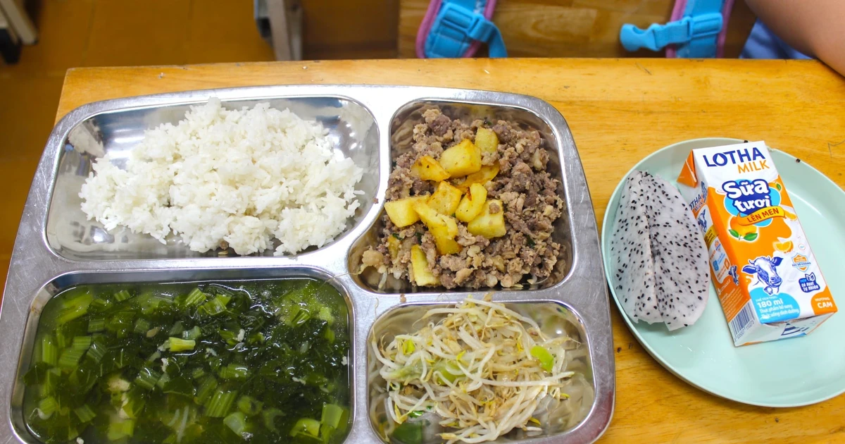 Phụ huynh giám sát bữa ăn học đường bằng công nghệ minh bạch