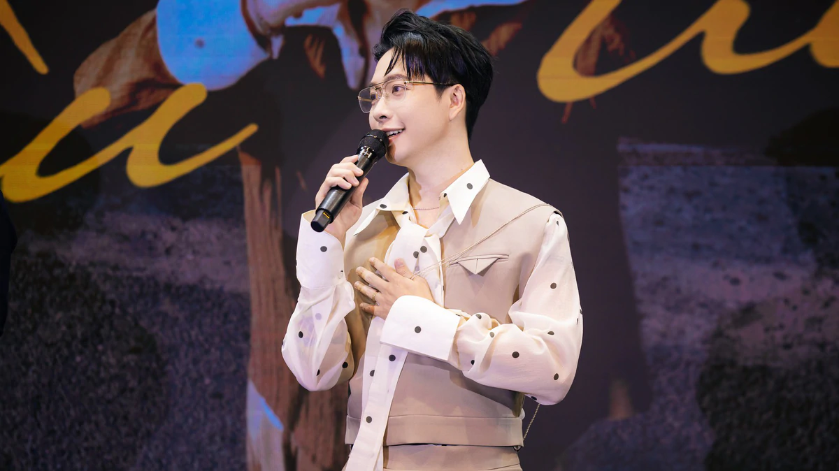 Emcee L và “Kịch bản đầu tiên”: bước ngoặt ly khai, nhưng không đoạn tuyệt