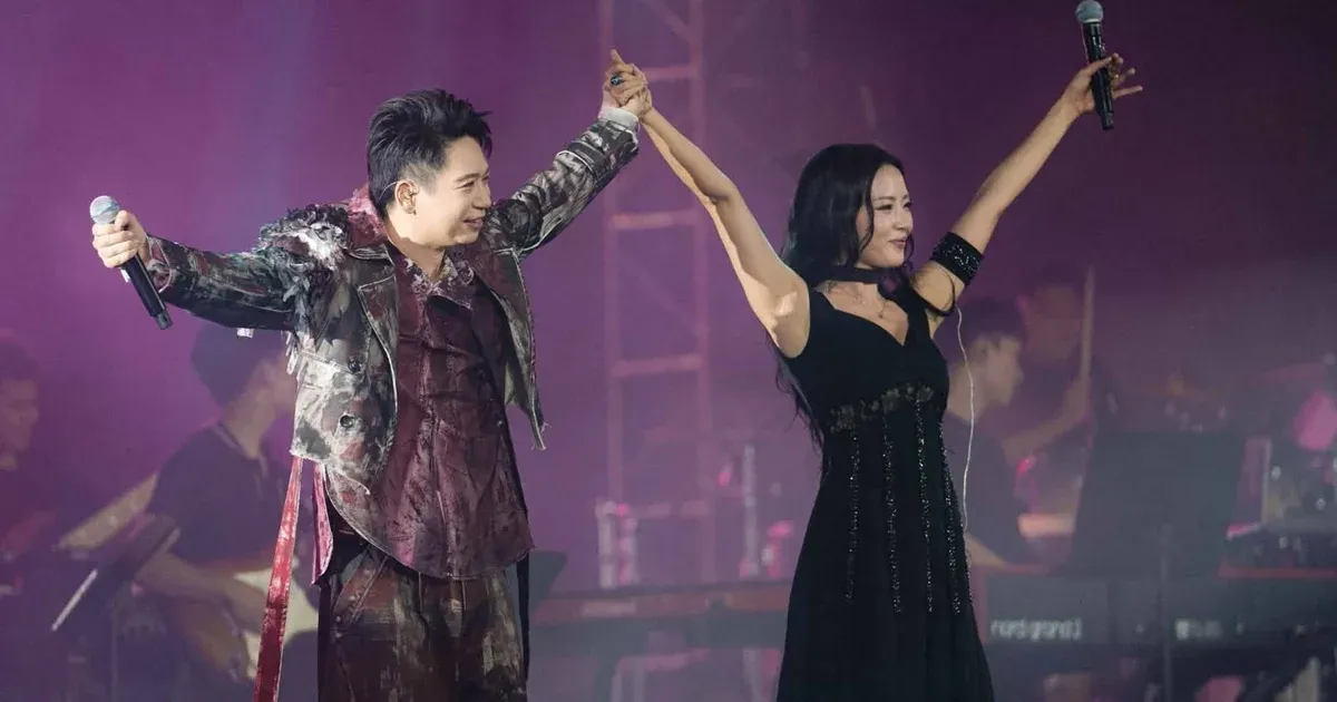 LEXXY bùng nổ sân khấu concert: từ con gái nhạc sĩ tới ngôi sao pop