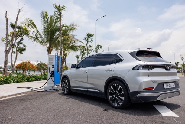 Xe điện VinFast tiết kiệm chi phí: nhìn từ bảo dưỡng, bảo hành và năng lượng