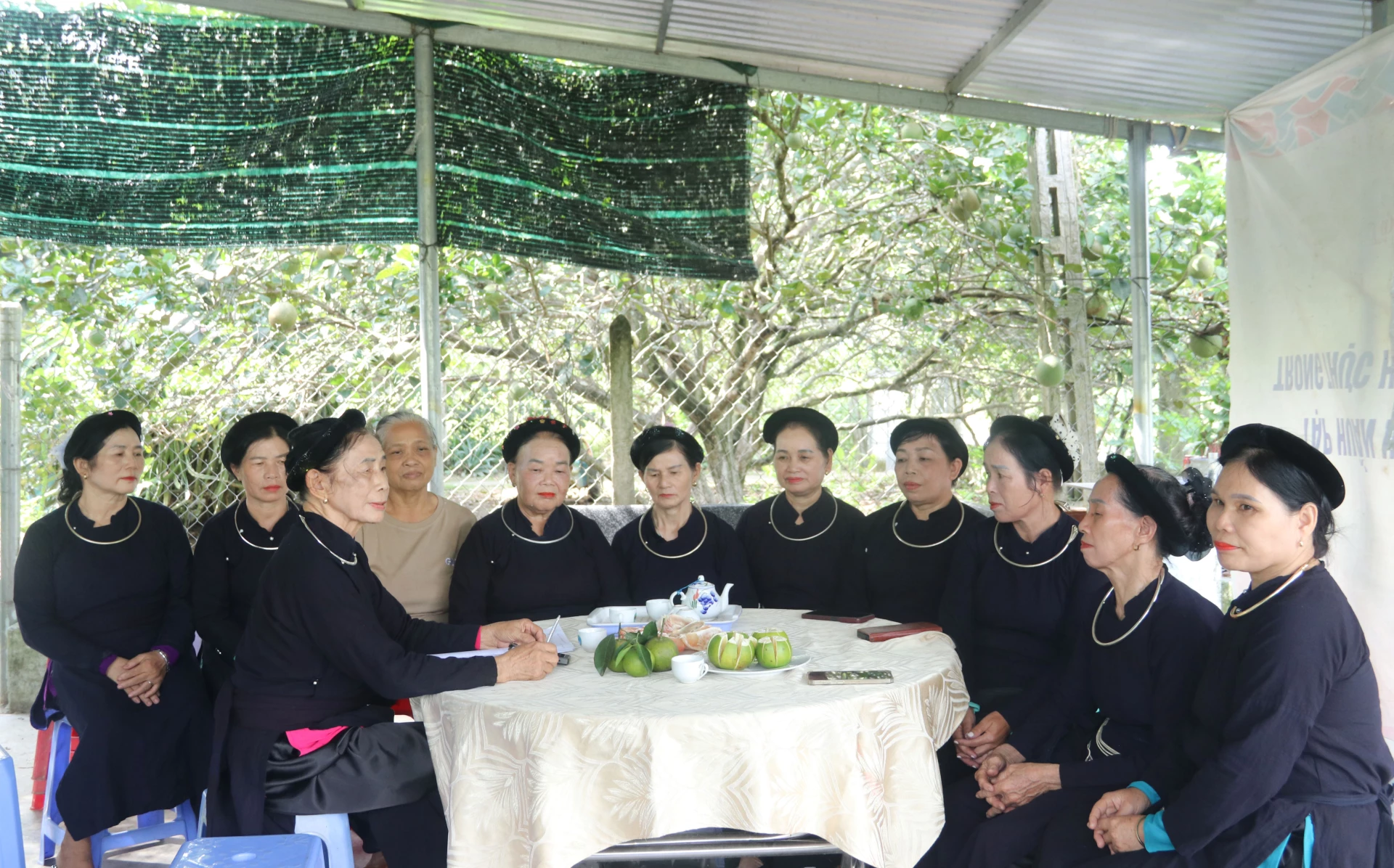 Phụ nữ Tày, Nùng ở Khánh Hòa giữ hơi thở Hát Then