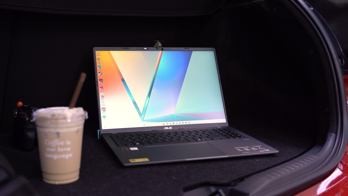 Chọn laptop sinh viên: cấu hình tối ưu cho từng ngành