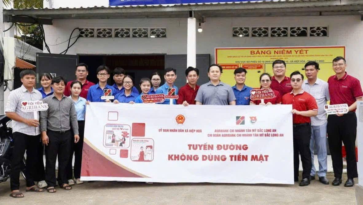 Tây Ninh thí điểm thanh toán số ở 5 xã, phường nông thôn
