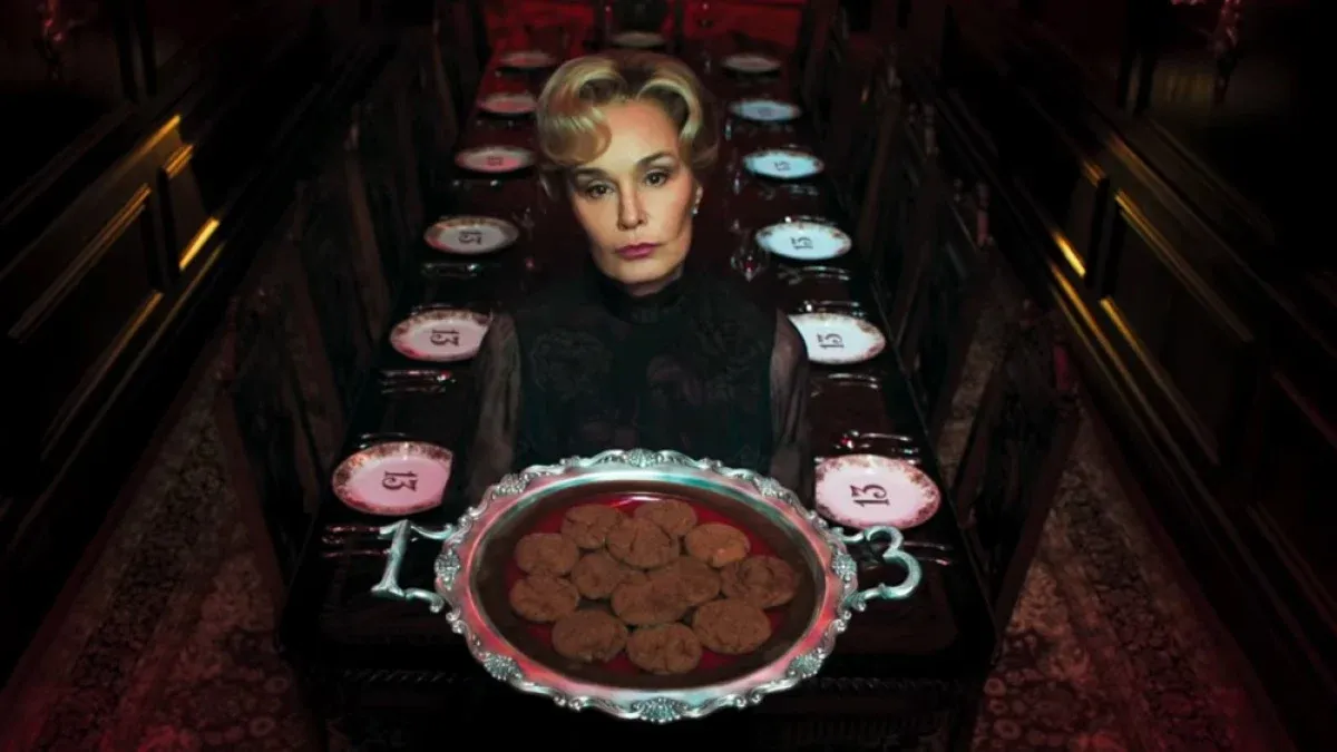 American Horror Story mùa 13: Biệt đội Avengers của phim kinh dị truyền hình