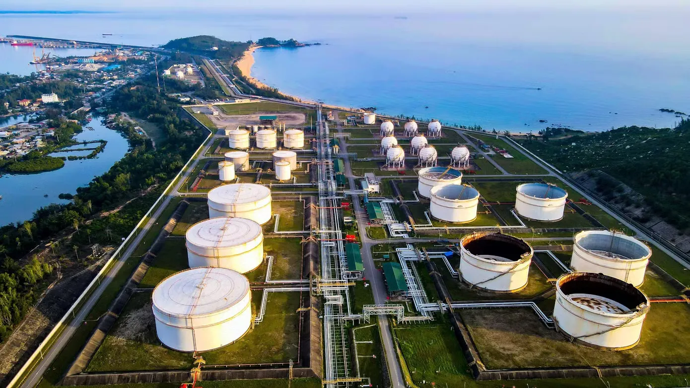 Khu Kinh tế Dung Quất: tham vọng cực công nghiệp ven biển mới