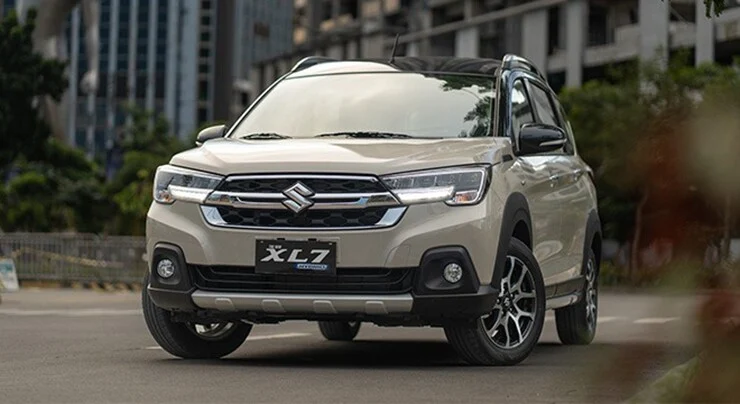 Suzuki XL7 Hybrid: MPV 7 chỗ tiết kiệm có đáng mua?