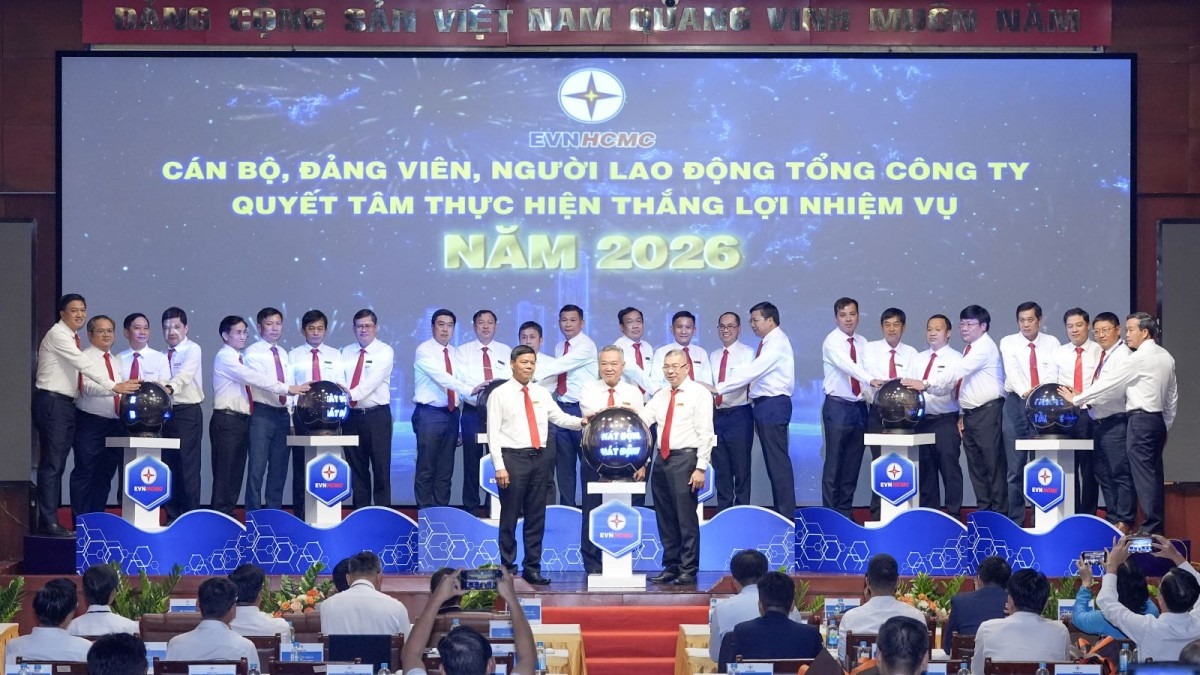 TP.HCM tăng tốc cuối năm cho ba mục tiêu kinh tế lớn