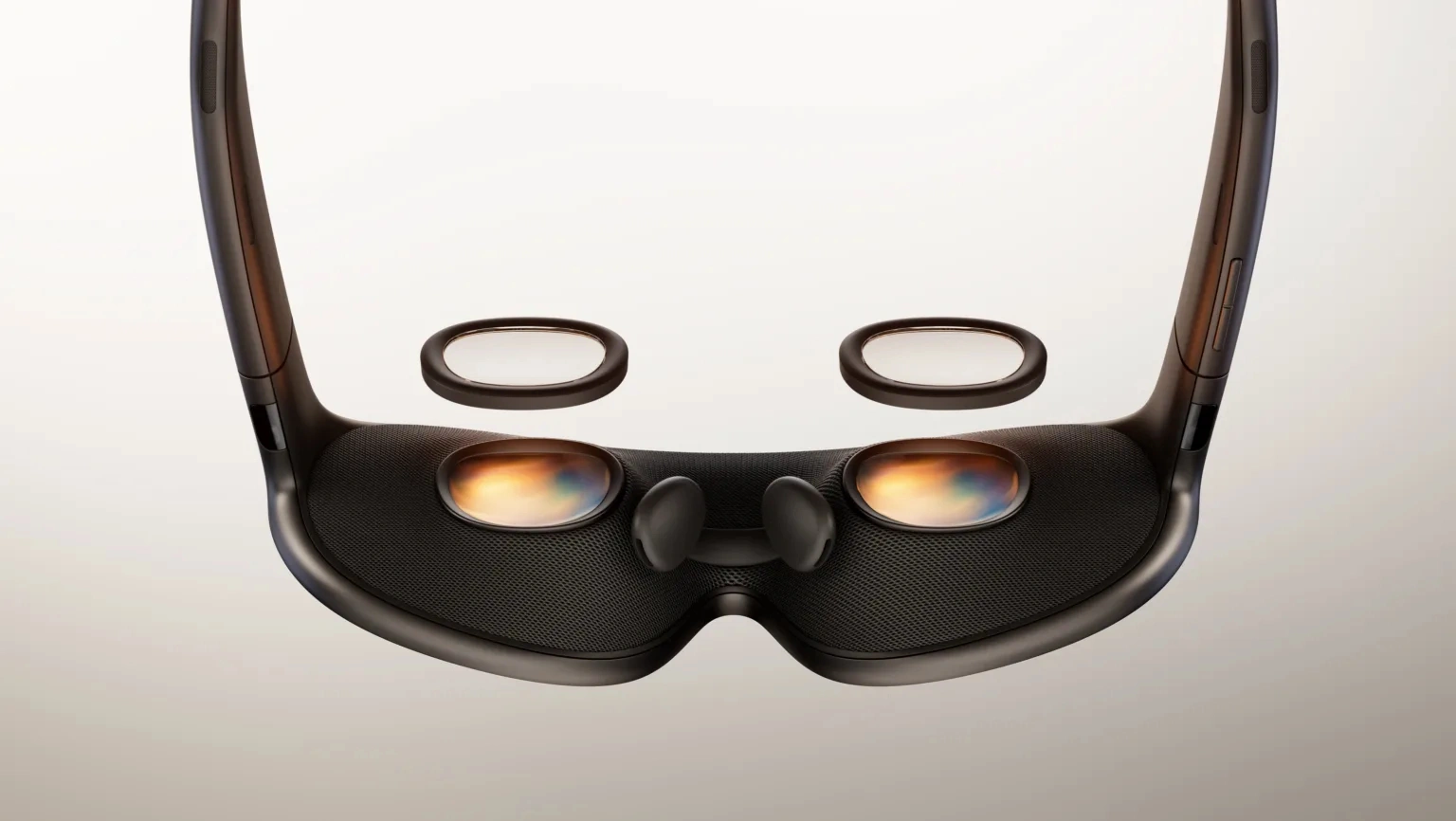 Meta VR Glasses và Apple Vision Pro: nhẹ vs. sang